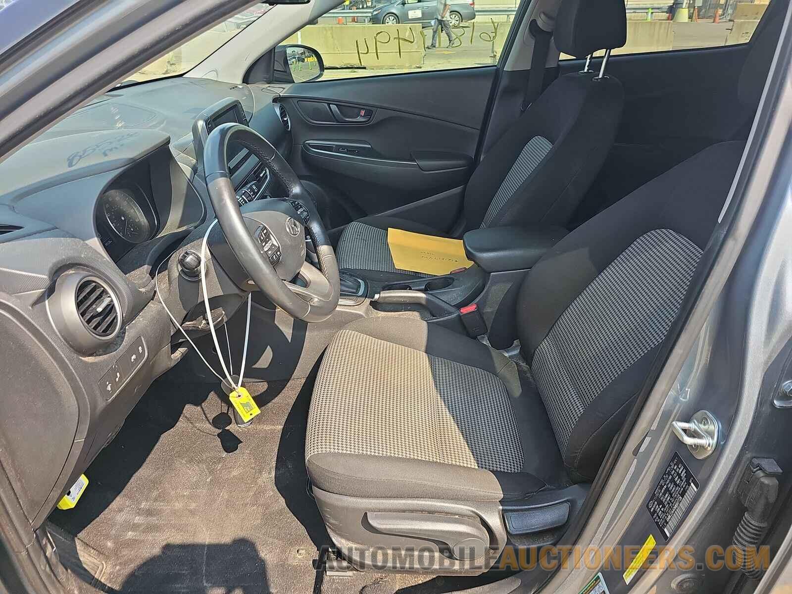 KM8K22AA0MU607726 Hyundai Kona 2021