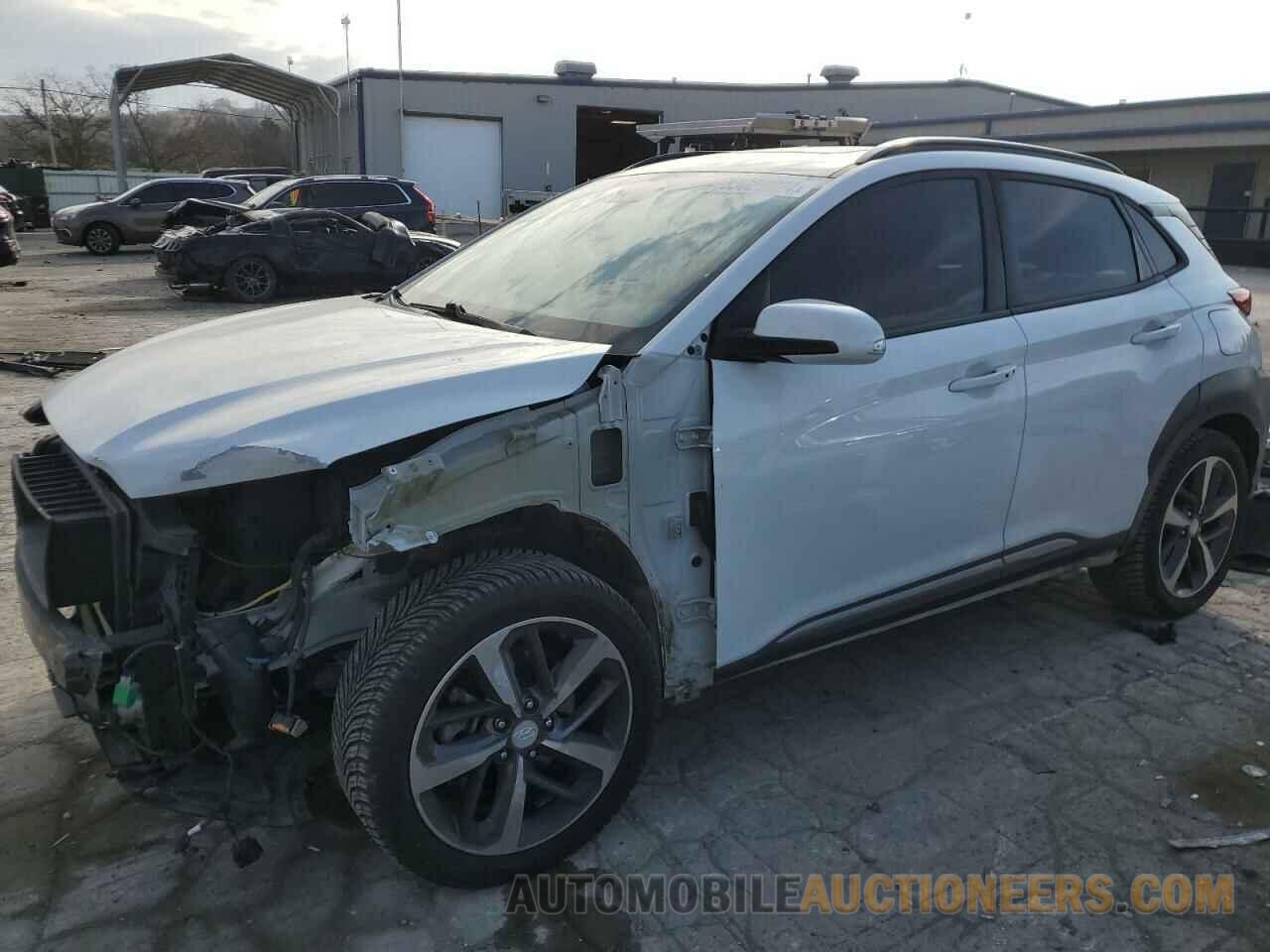 KM8K33A58JU078592 HYUNDAI KONA 2018