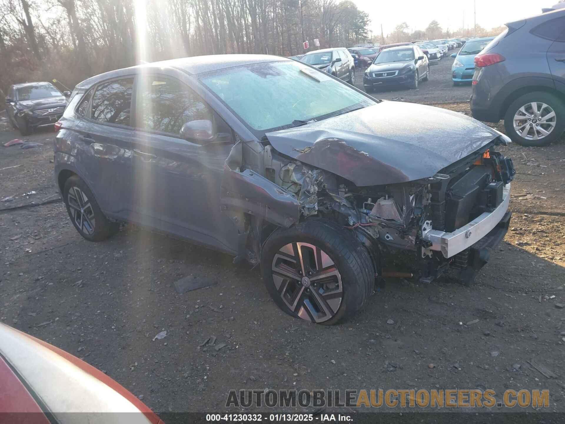 KM8K33AG1NU143984 HYUNDAI KONA ELECTRIC 2022