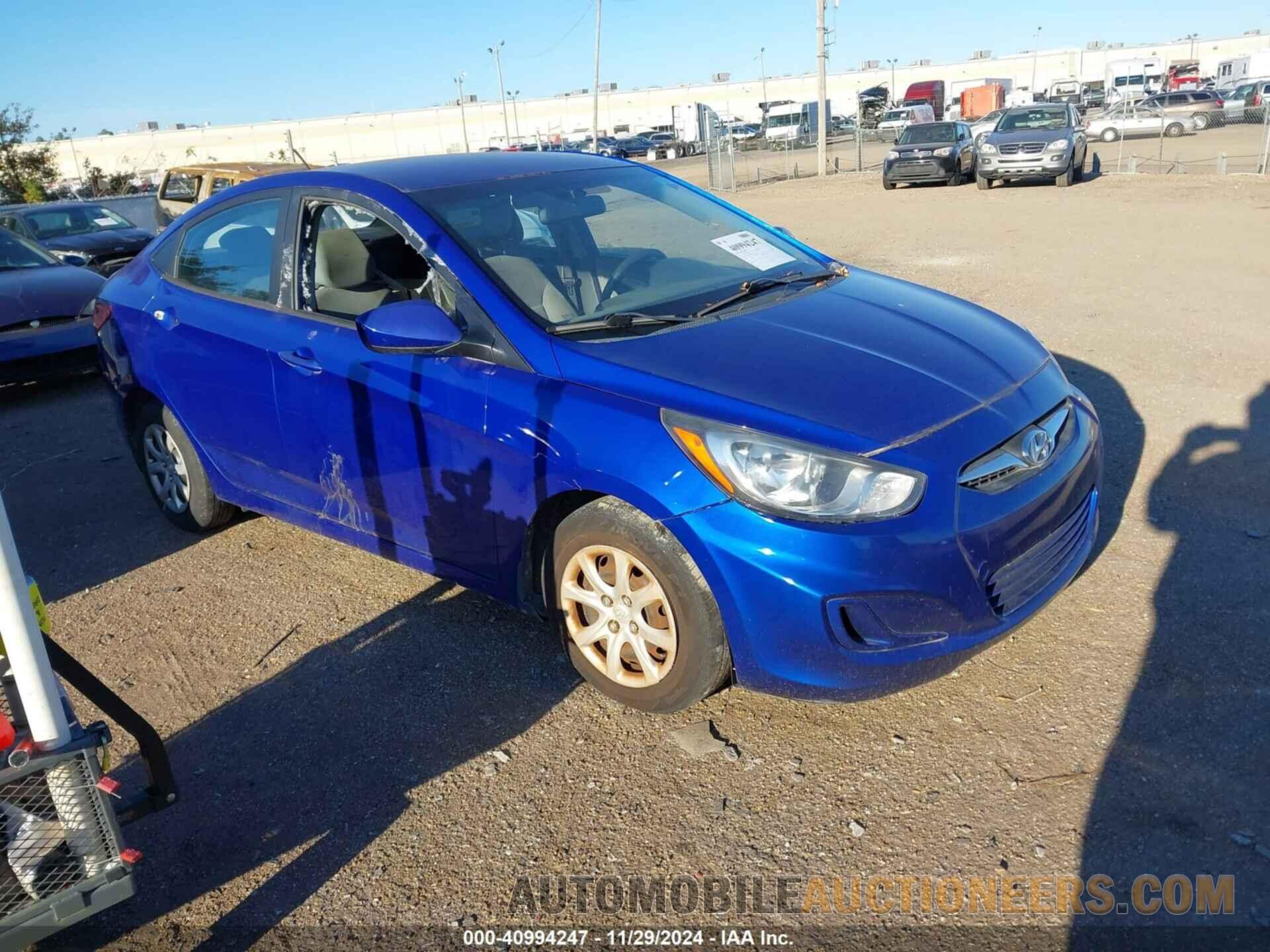 KMHCT4AE3DU415801 HYUNDAI ACCENT 2013