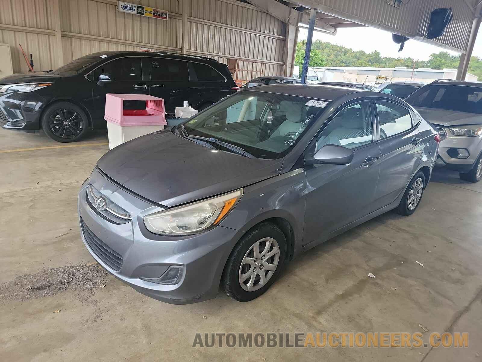 KMHCT4AE3HU320015 Hyundai Accent 2017