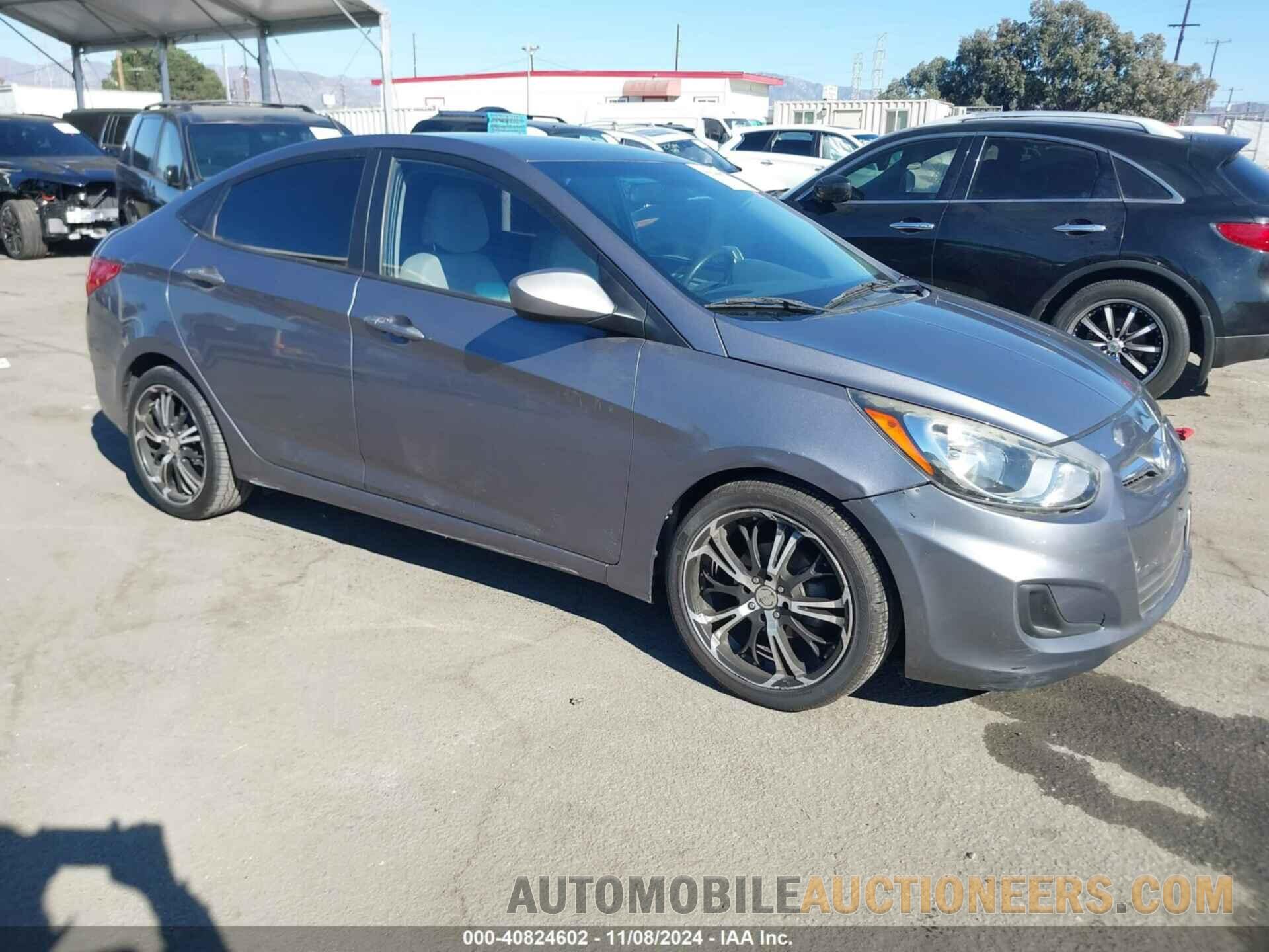 KMHCT4AE4DU558563 HYUNDAI ACCENT 2013