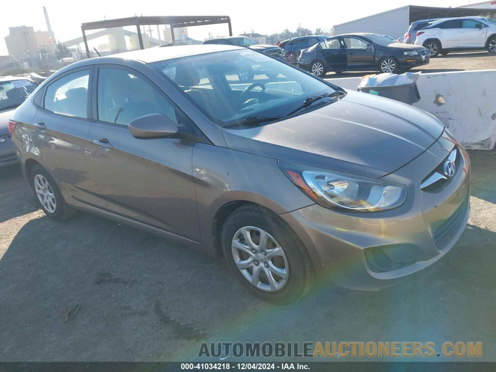 KMHCT4AE5DU537480 HYUNDAI ACCENT 2013