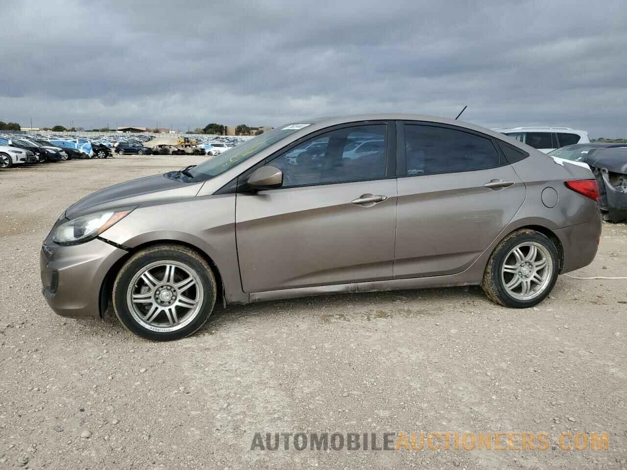 KMHCT4AE6DU464488 HYUNDAI ACCENT 2013