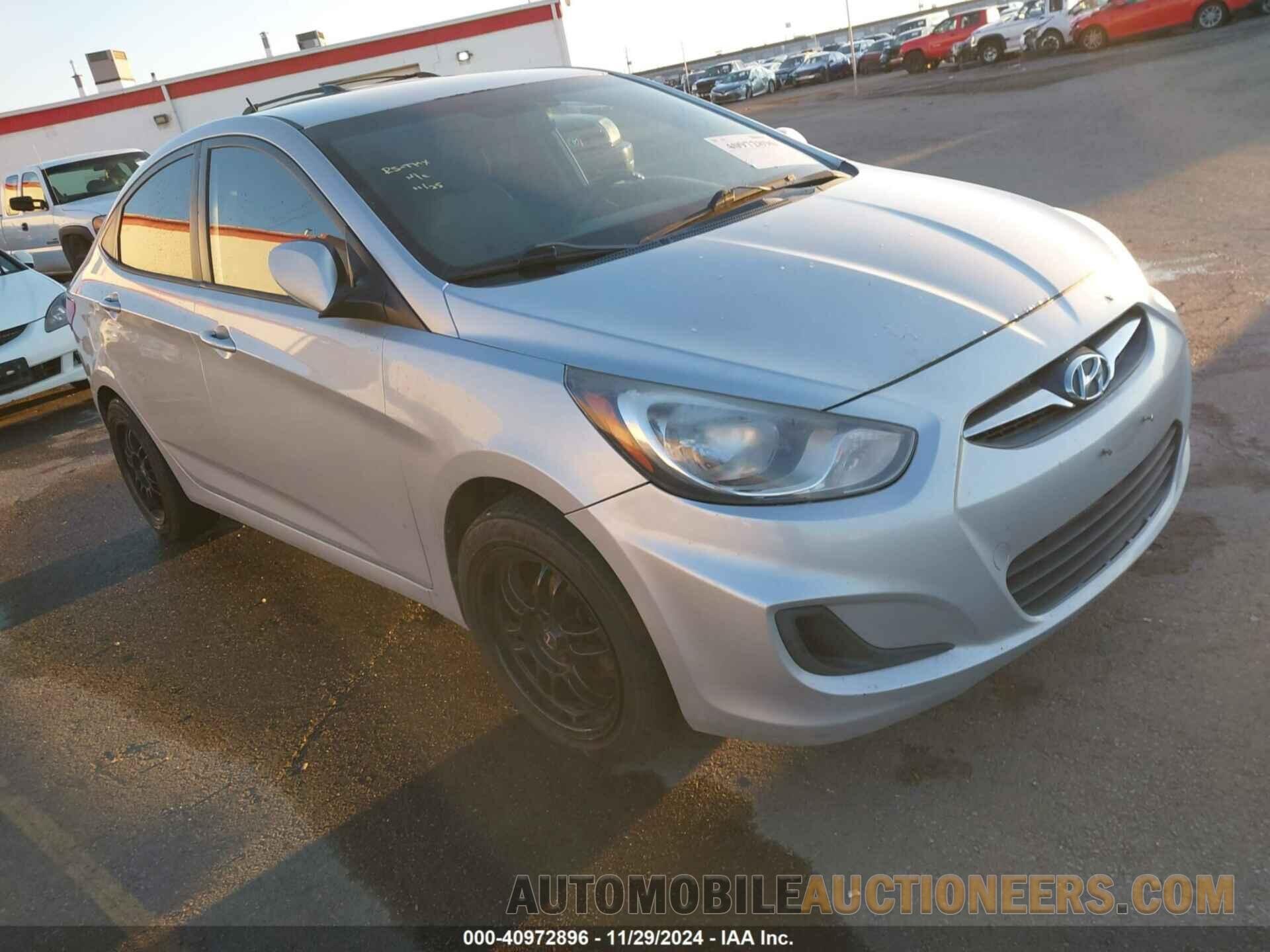 KMHCT4AE7DU293752 HYUNDAI ACCENT 2013