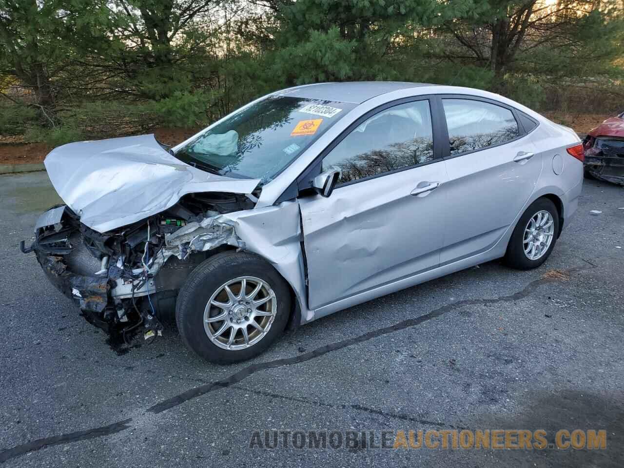 KMHCT4AEXDU399306 HYUNDAI ACCENT 2013