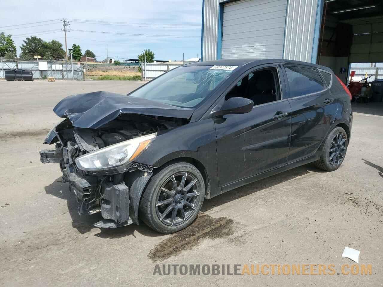 KMHCT5AE0FU222692 HYUNDAI ACCENT 2015