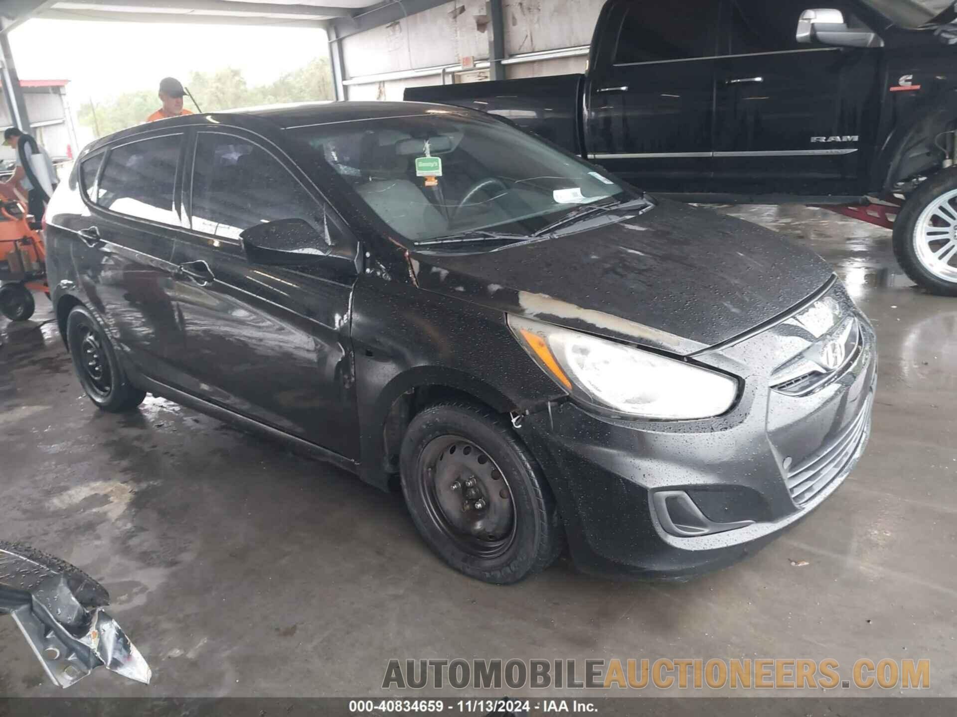 KMHCT5AE3DU117979 HYUNDAI ACCENT 2013