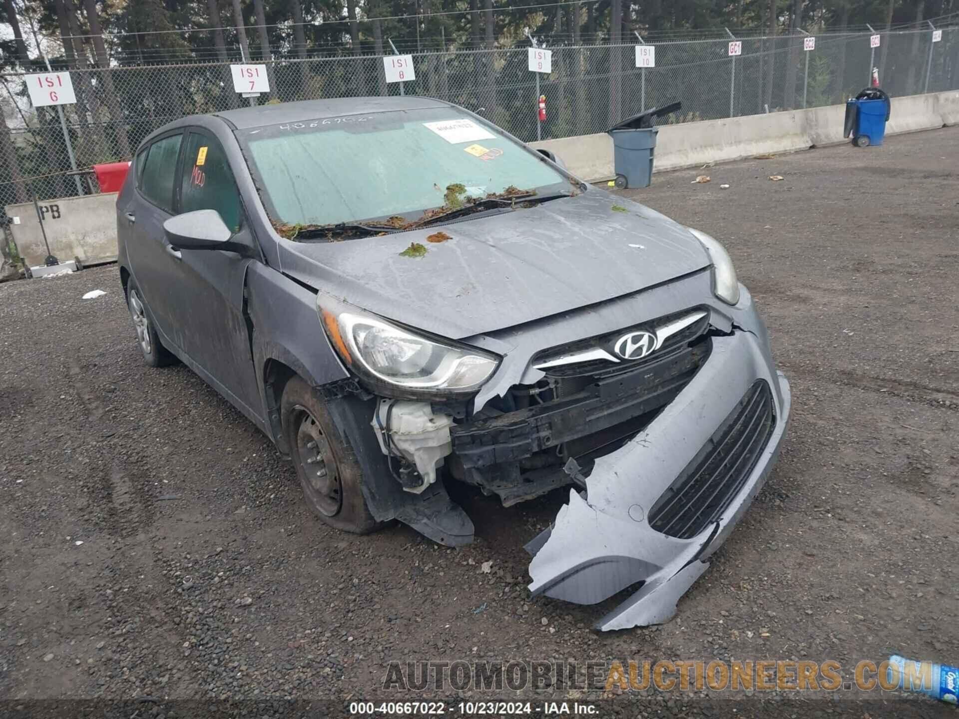 KMHCT5AE3DU131588 HYUNDAI ACCENT 2013