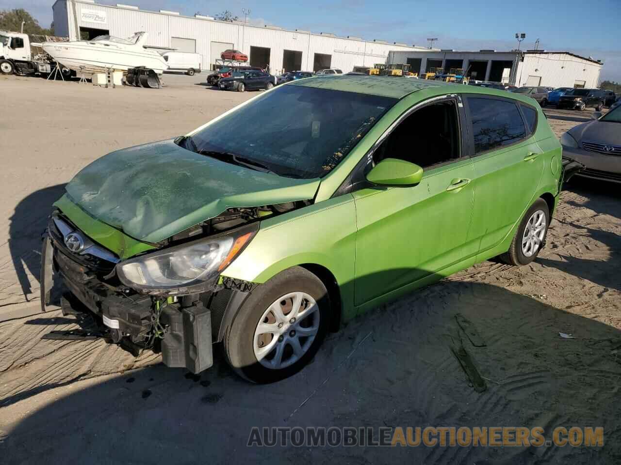 KMHCT5AE6DU082208 HYUNDAI ACCENT 2013