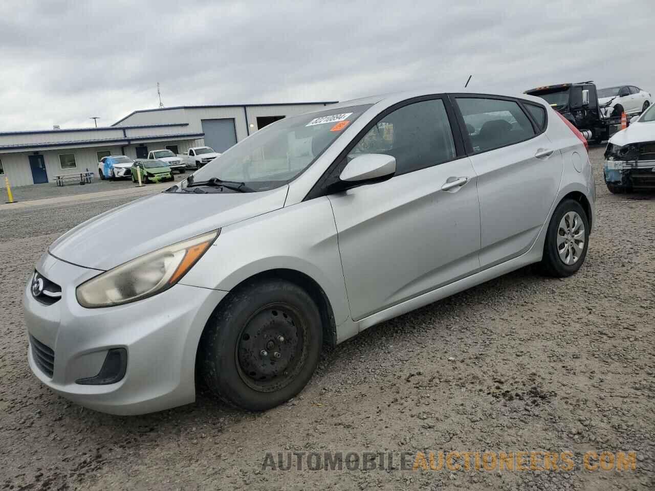 KMHCT5AE8FU223931 HYUNDAI ACCENT 2015