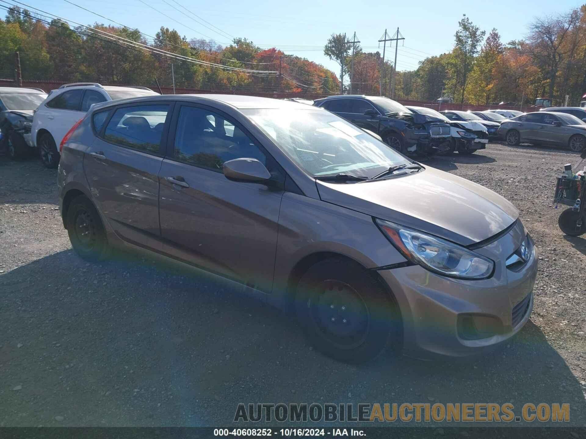 KMHCT5AE9DU087273 HYUNDAI ACCENT 2013