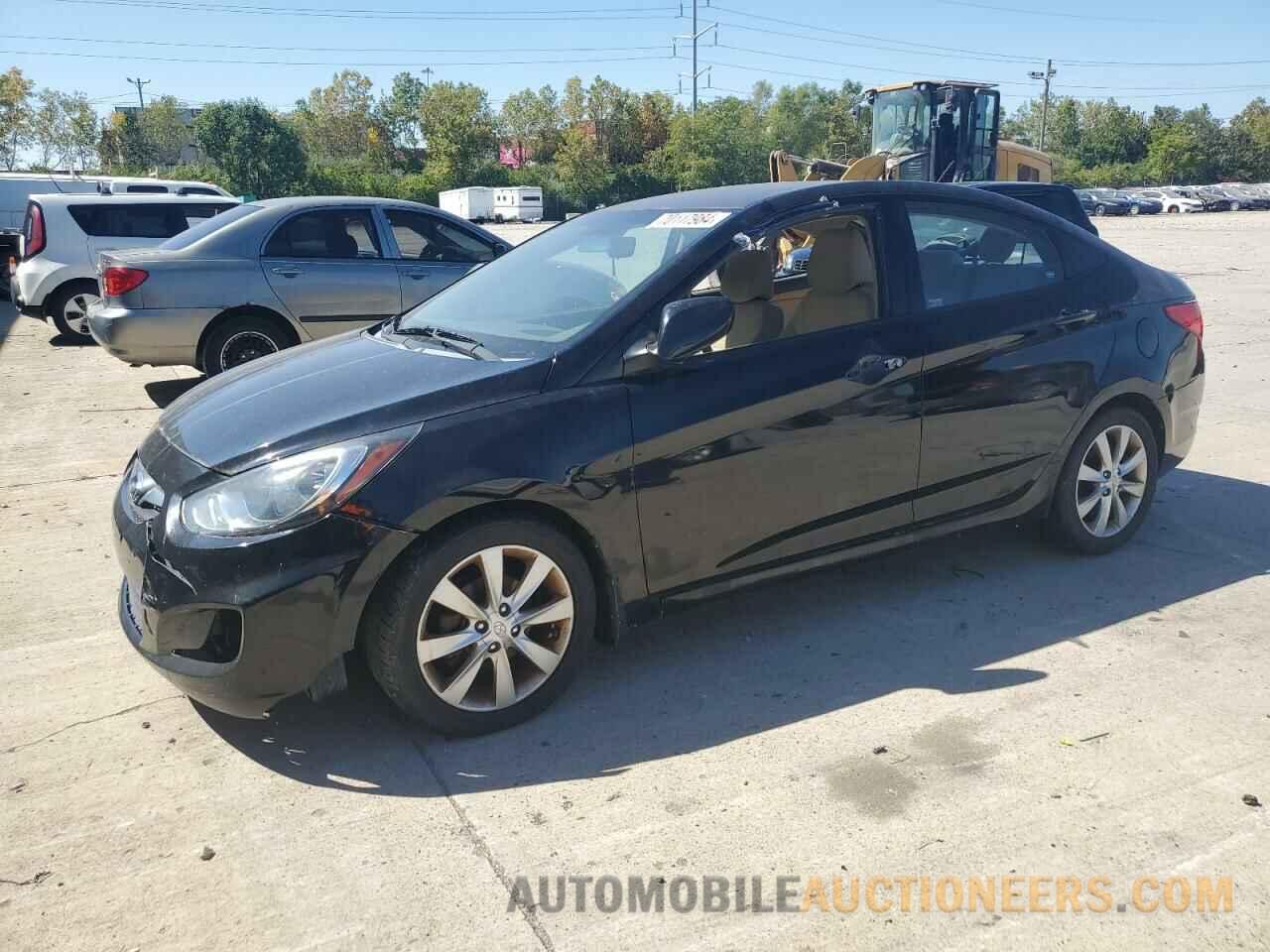 KMHCU4AE0DU313725 HYUNDAI ACCENT 2013