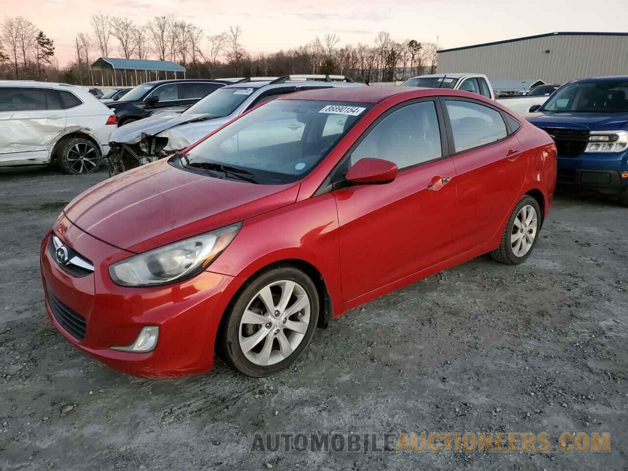 KMHCU4AE2DU277469 HYUNDAI ACCENT 2013