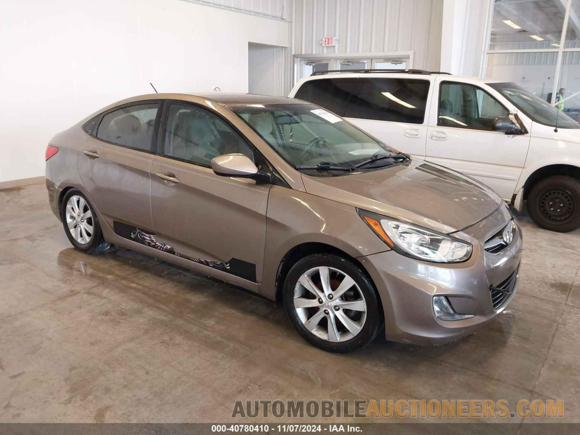 KMHCU4AE4DU325487 HYUNDAI ACCENT 2013