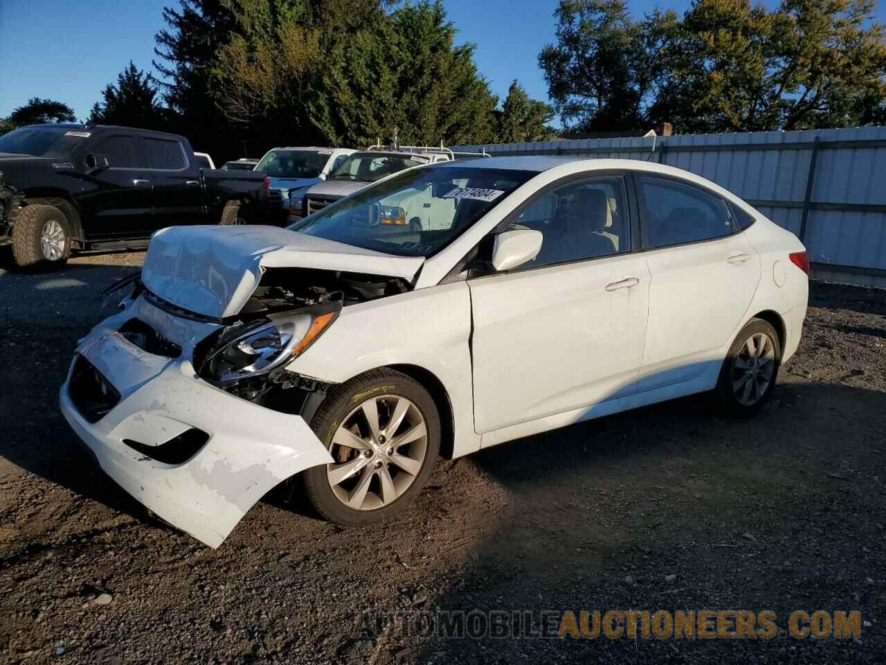 KMHCU4AE5DU284304 HYUNDAI ACCENT 2013