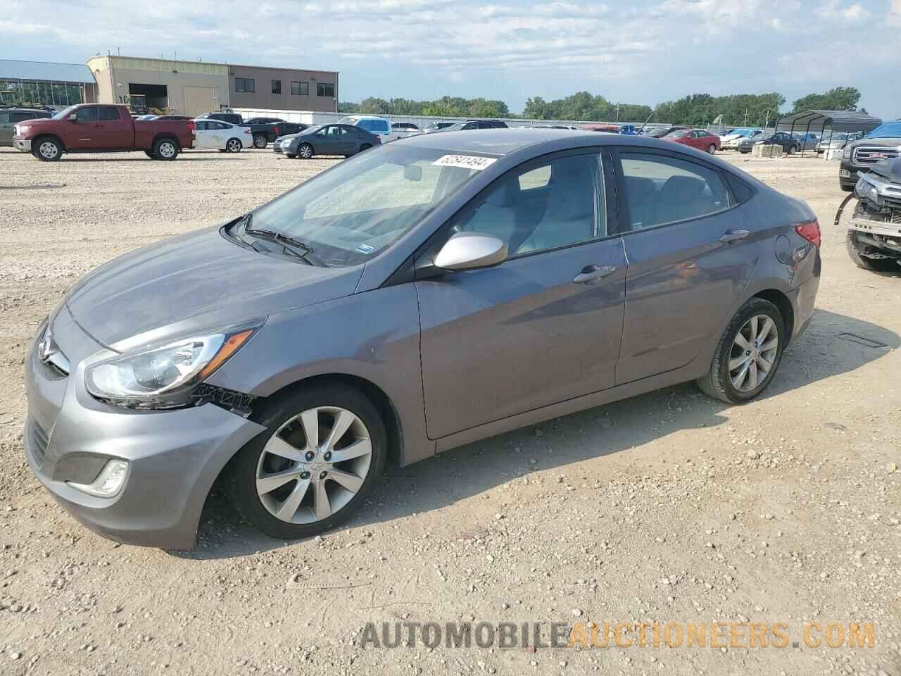 KMHCU4AE5DU577815 HYUNDAI ACCENT 2013