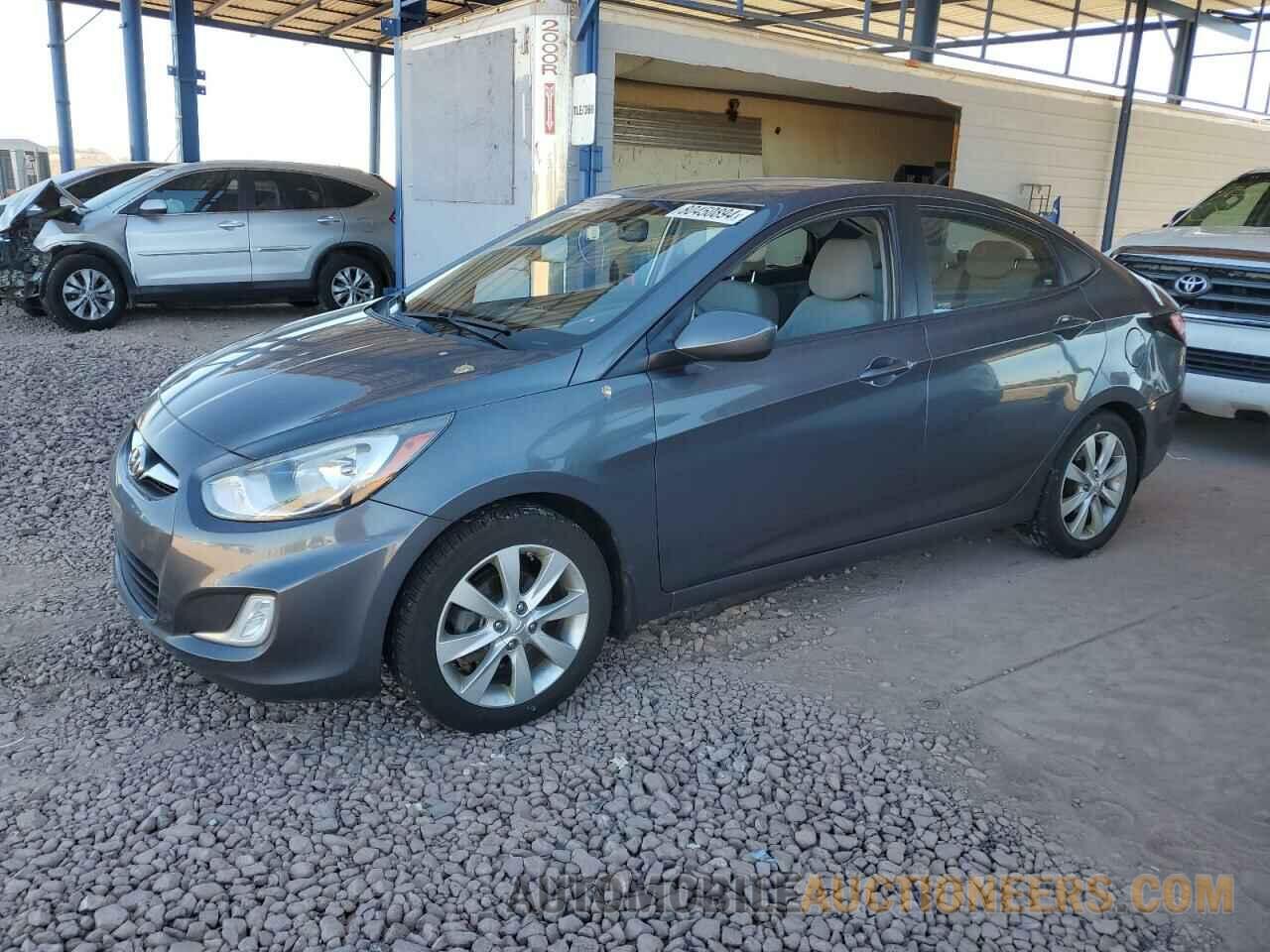 KMHCU4AE8DU379021 HYUNDAI ACCENT 2013