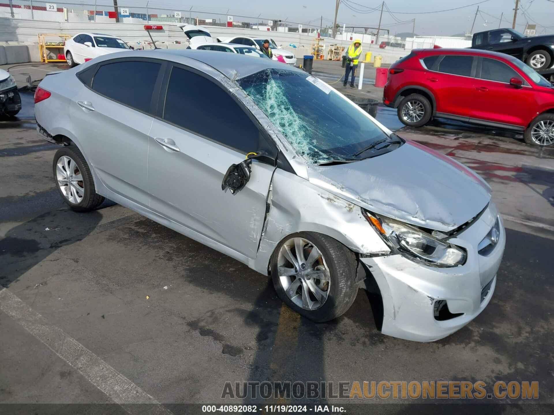 KMHCU4AE8DU410722 HYUNDAI ACCENT 2013