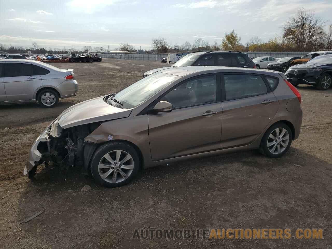 KMHCU5AE5DU069950 HYUNDAI ACCENT 2013