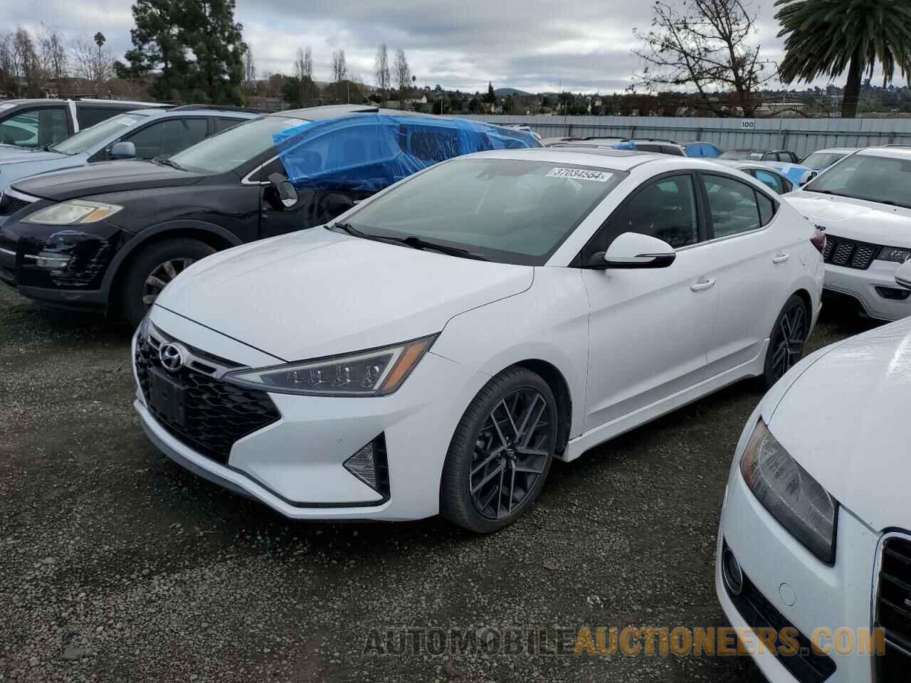 KMHD04LB9KU833146 HYUNDAI ELANTRA 2019