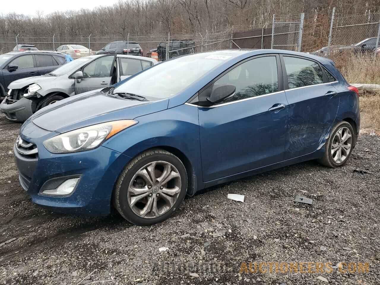 KMHD35LE1DU137522 HYUNDAI ELANTRA 2013