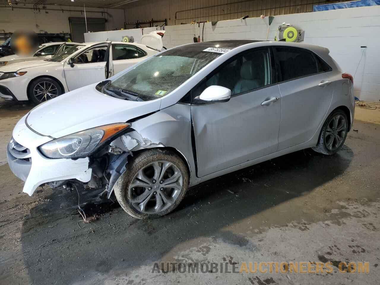 KMHD35LE2DU063544 HYUNDAI ELANTRA 2013