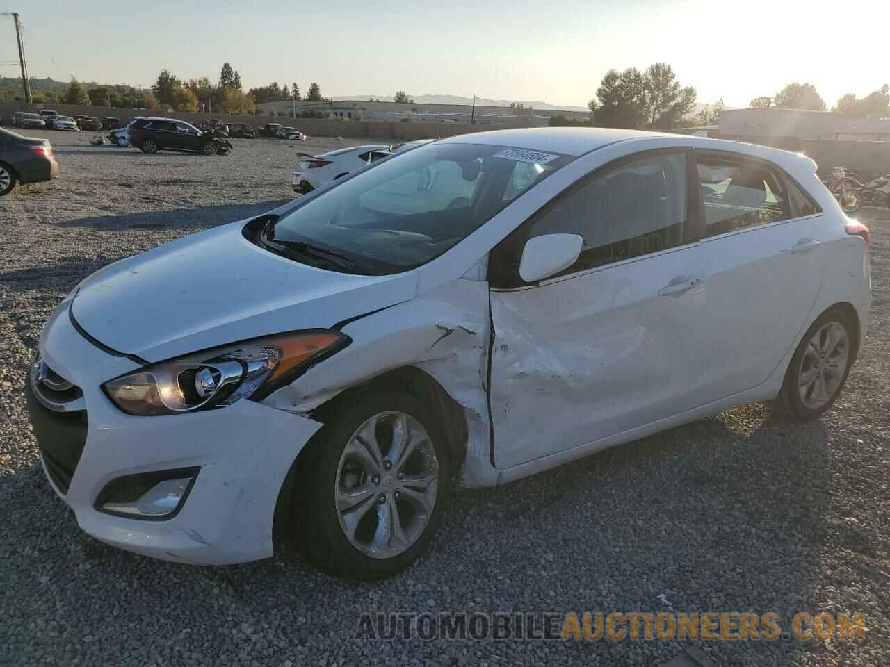 KMHD35LE6DU075583 HYUNDAI ELANTRA 2013