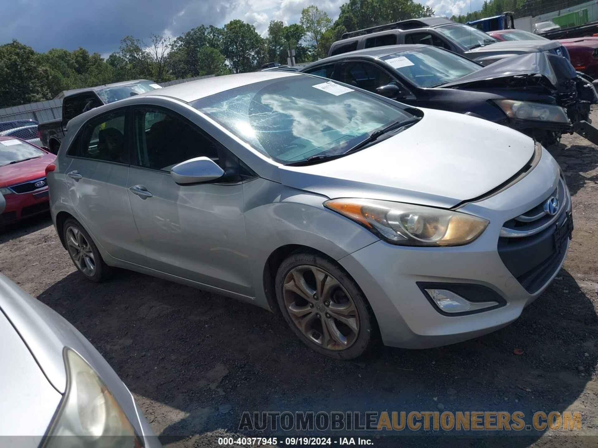 KMHD35LE7DU082087 HYUNDAI ELANTRA GT 2013