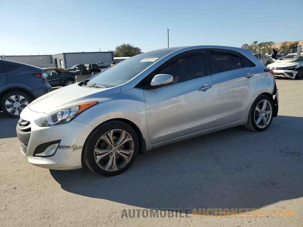 KMHD35LE8DU021766 HYUNDAI ELANTRA 2013