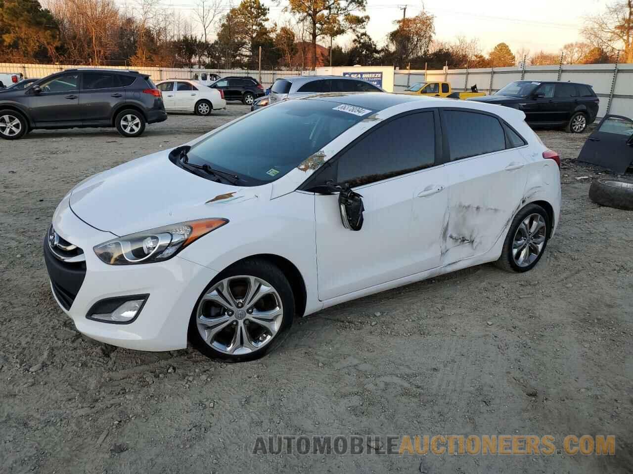 KMHD35LE8DU054072 HYUNDAI ELANTRA 2013