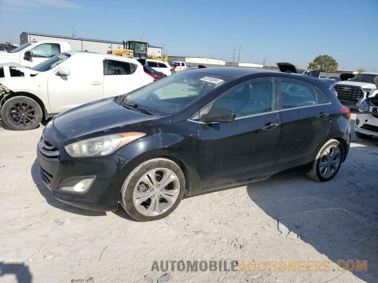 KMHD35LE8DU085029 HYUNDAI ELANTRA 2013