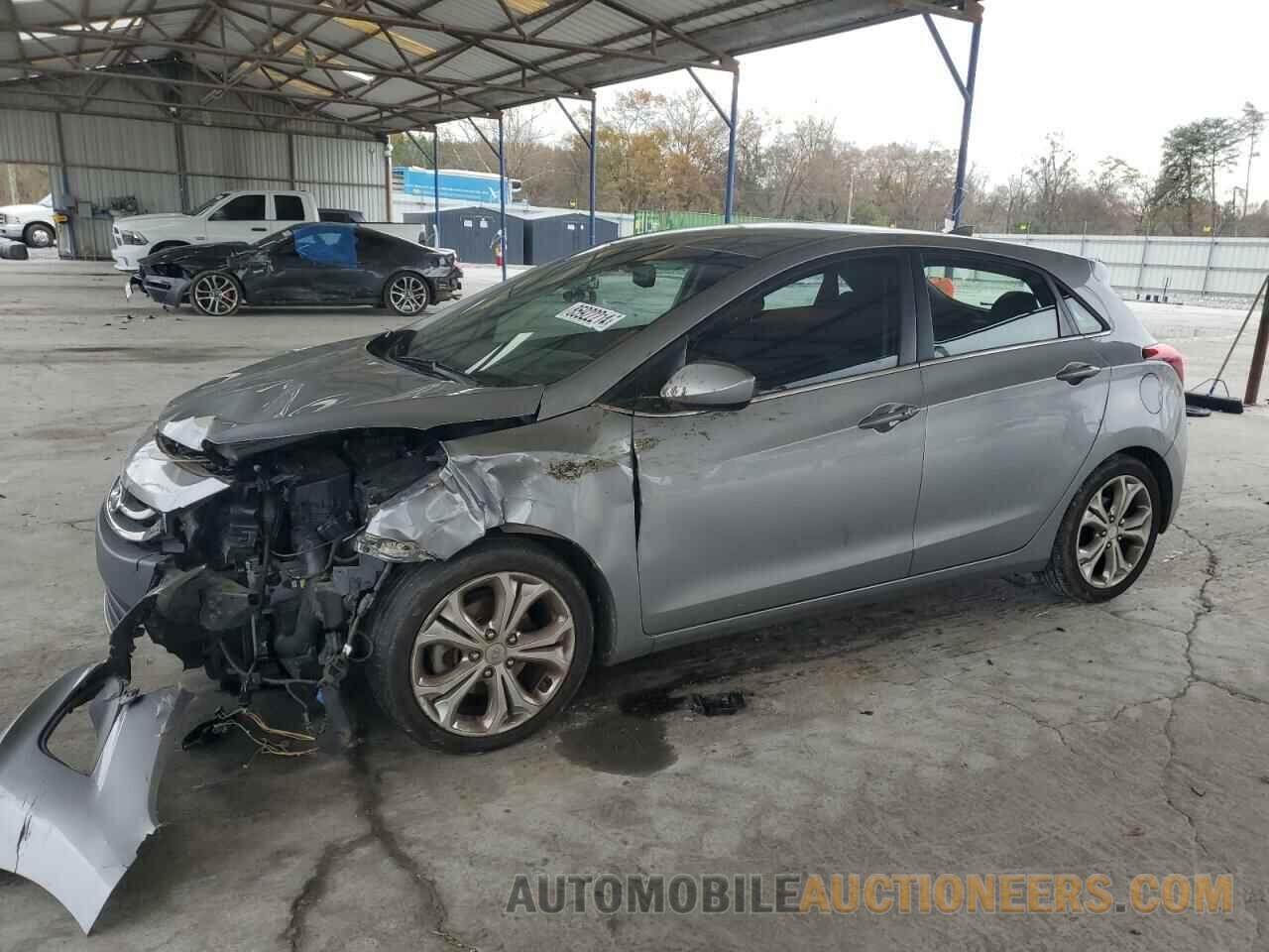 KMHD35LE8DU104081 HYUNDAI ELANTRA 2013