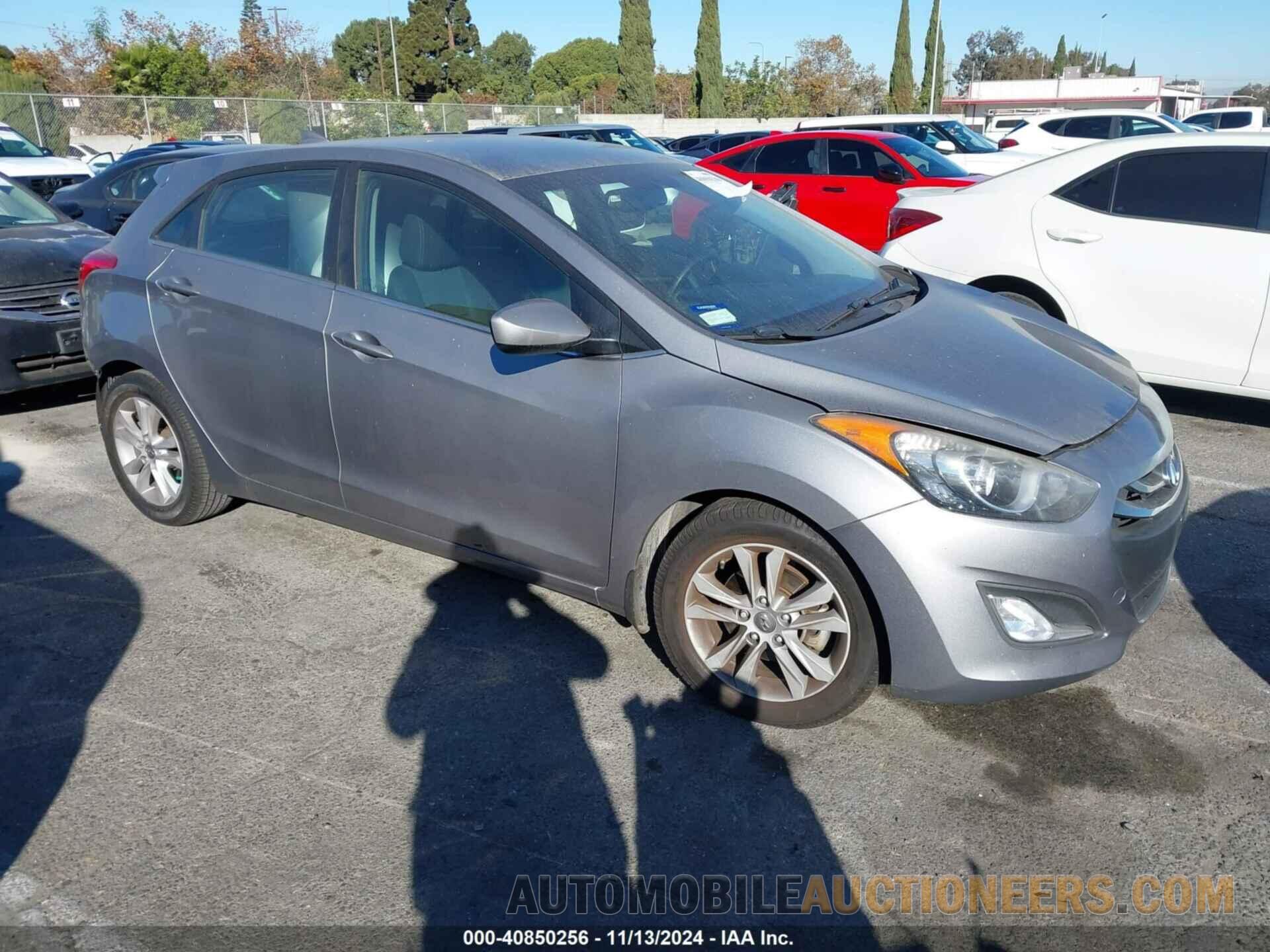 KMHD35LE8DU109345 HYUNDAI ELANTRA GT 2013