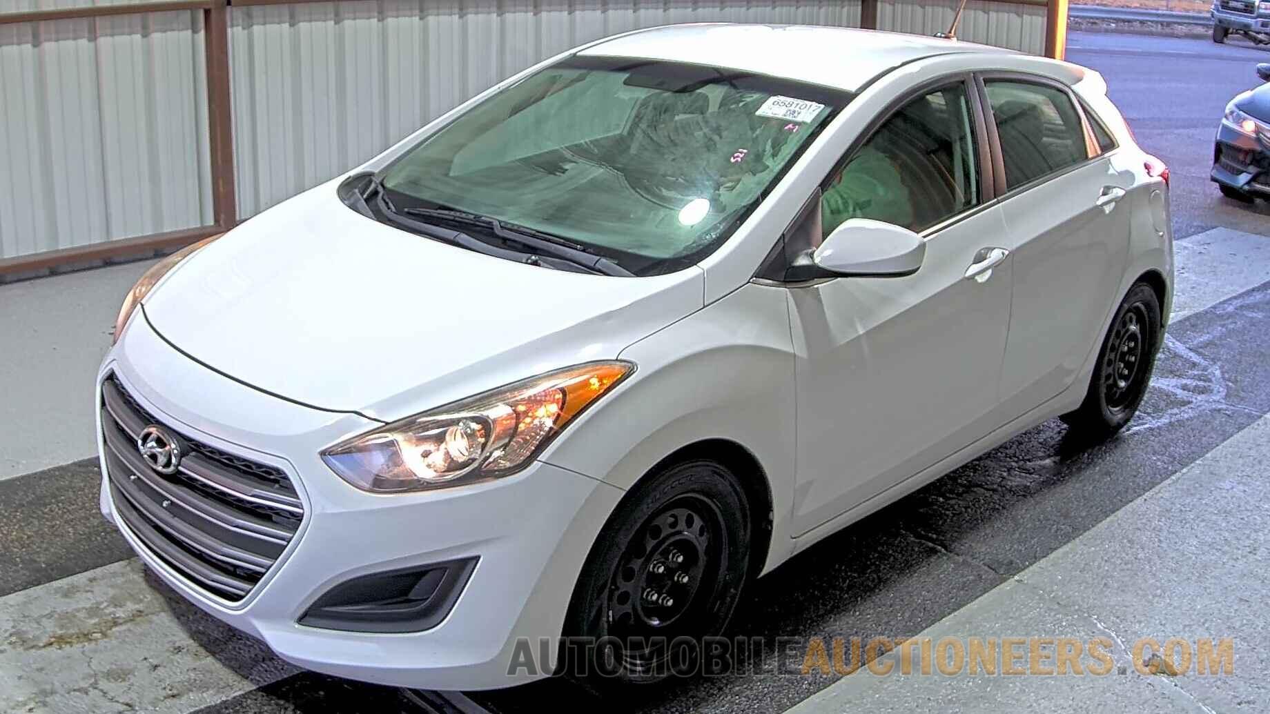 KMHD35LH0HU369707 Hyundai Elantra GT 2017