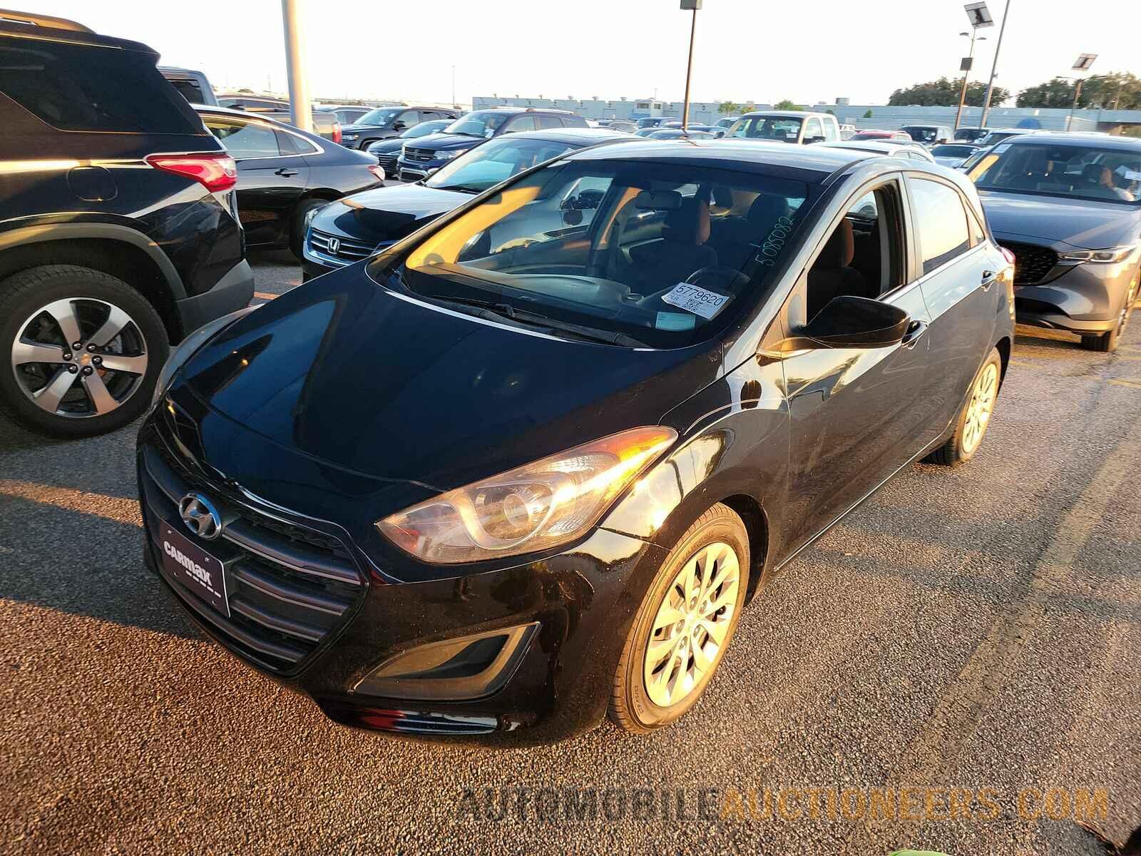 KMHD35LH3GU317261 Hyundai Elantra GT 2016