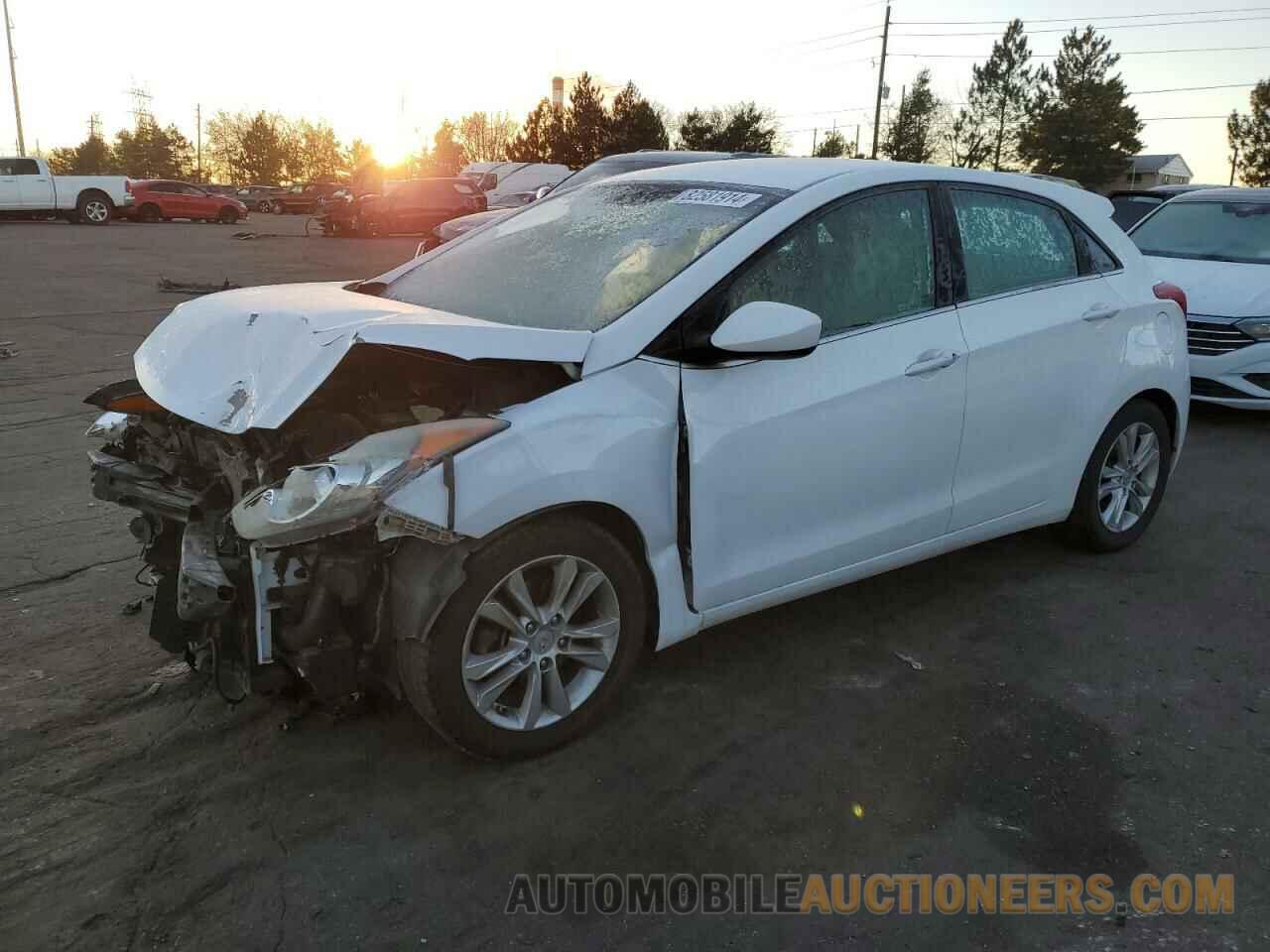 KMHD35LH5FU241086 HYUNDAI ELANTRA 2015