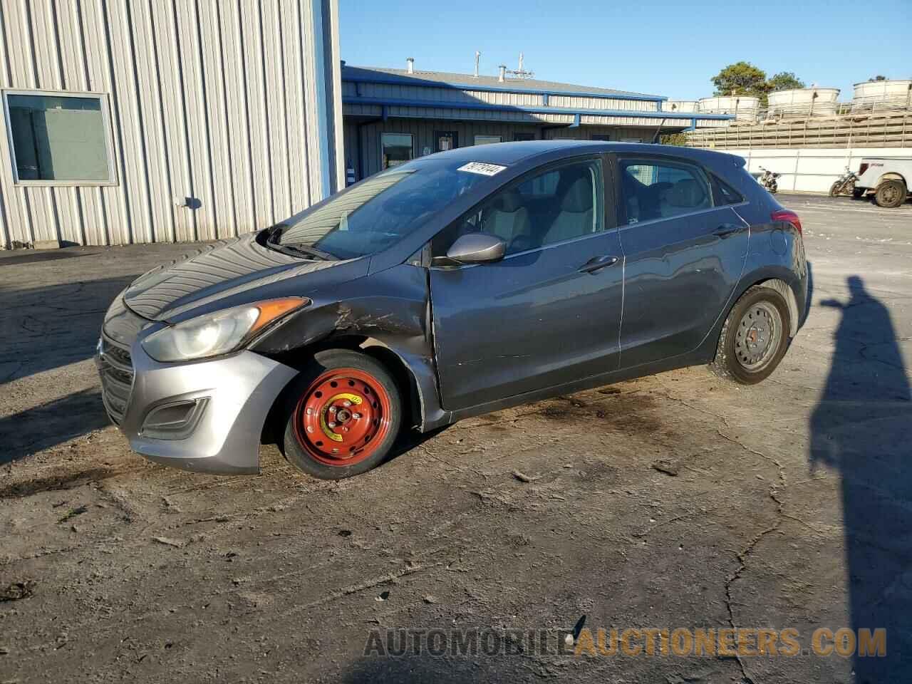 KMHD35LH5HU377799 HYUNDAI ELANTRA 2017