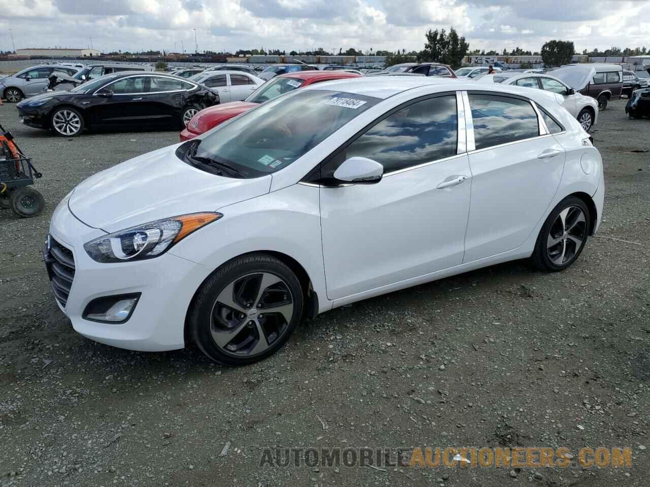 KMHD35LH7GU321944 HYUNDAI ELANTRA 2016