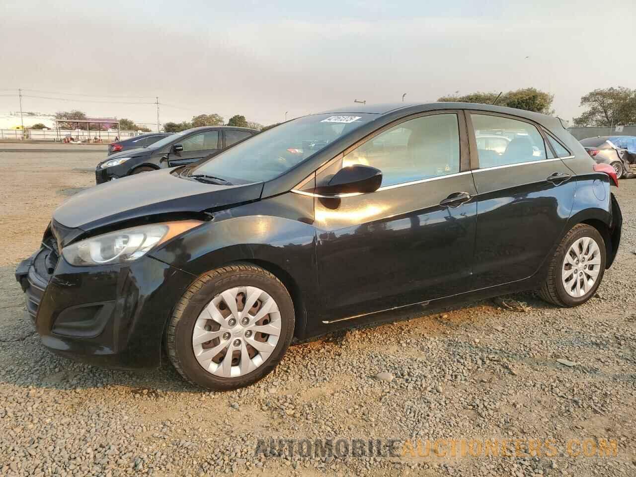 KMHD35LH7HU381725 HYUNDAI ELANTRA 2017