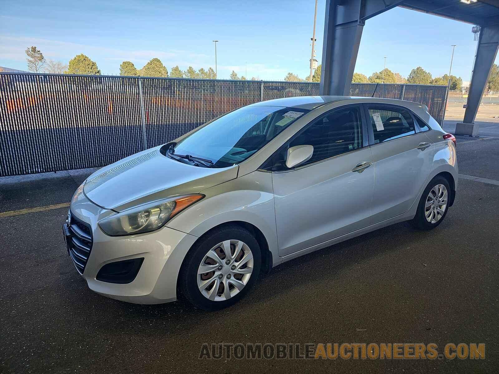 KMHD35LH9GU271337 Hyundai Elantra GT 2016