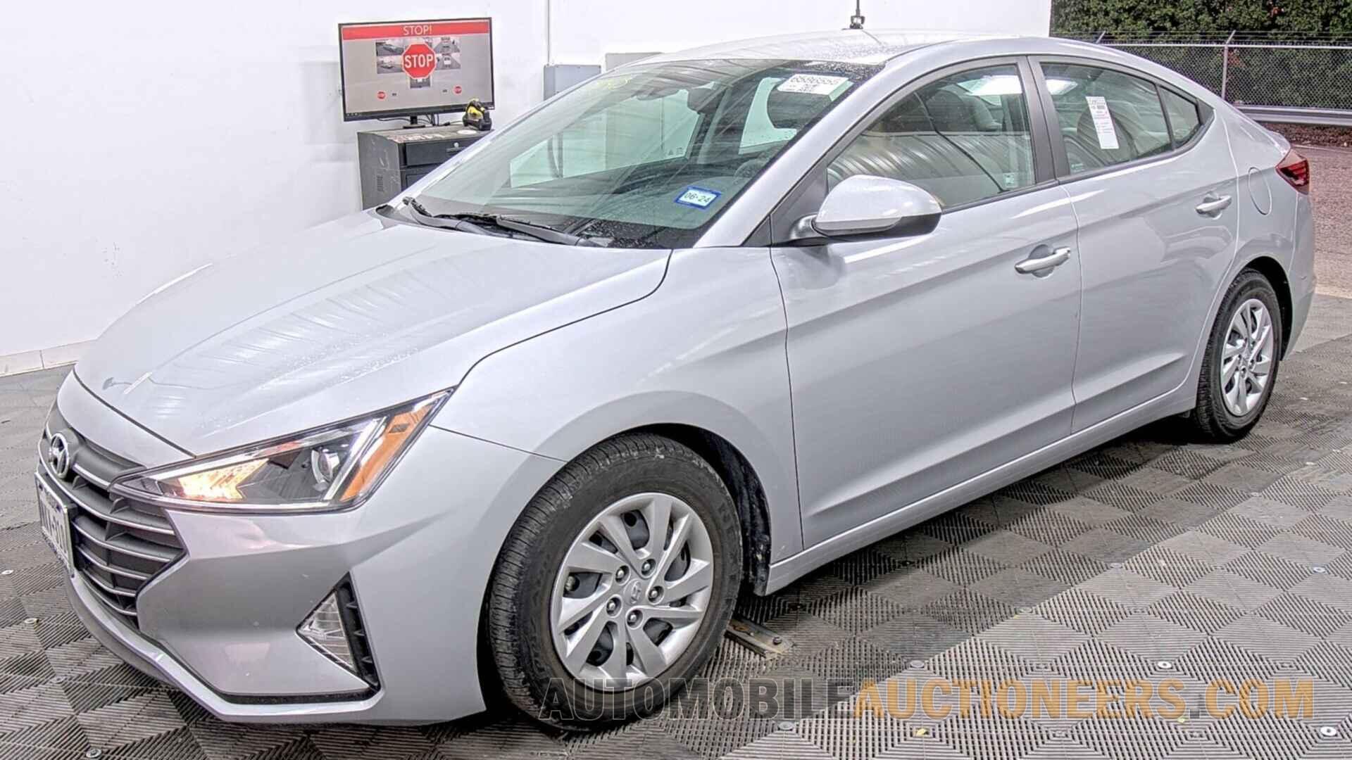 KMHD74LF2LU017413 Hyundai Elantra SE 2020