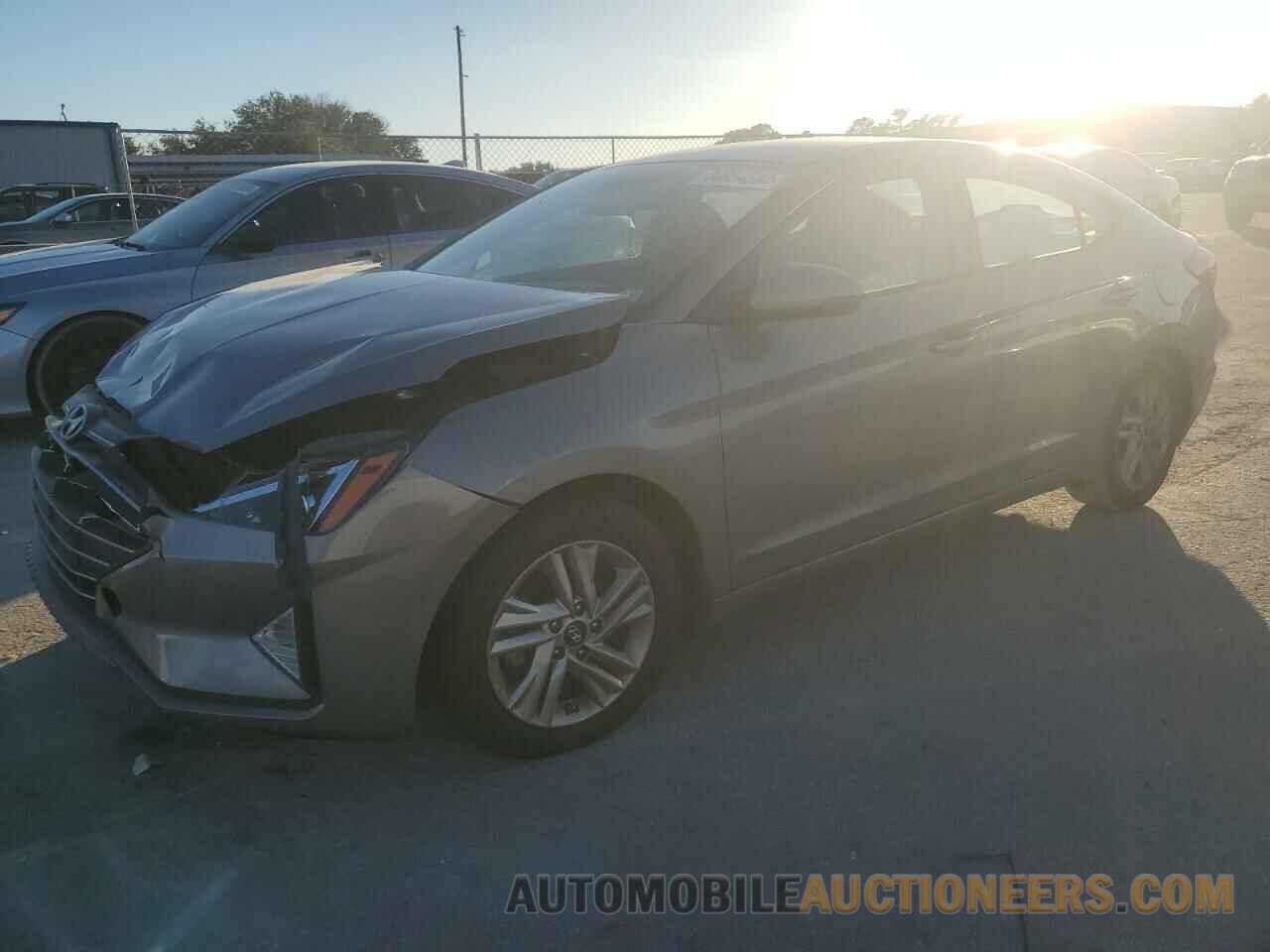 KMHD84LF0LU042937 HYUNDAI ELANTRA 2020