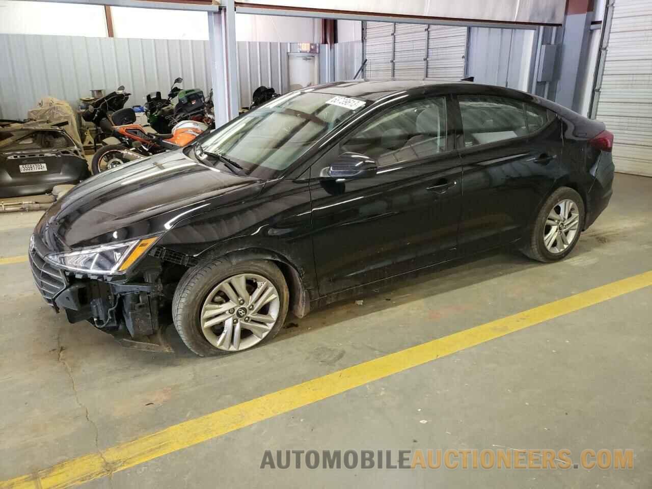 KMHD84LF1KU812027 HYUNDAI ELANTRA 2019