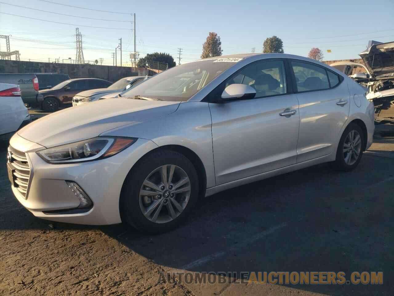 KMHD84LF2JU704899 HYUNDAI ELANTRA 2018