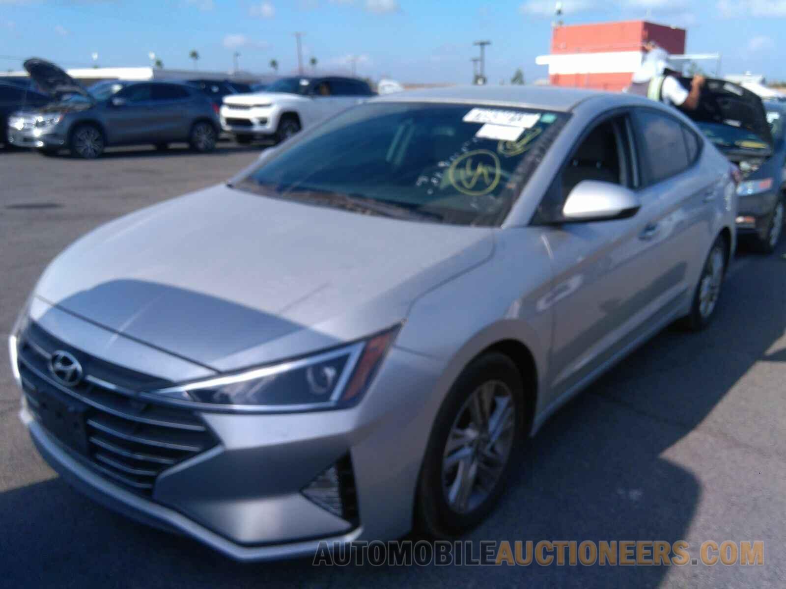 KMHD84LF4KU767858 Hyundai Elantra 2019