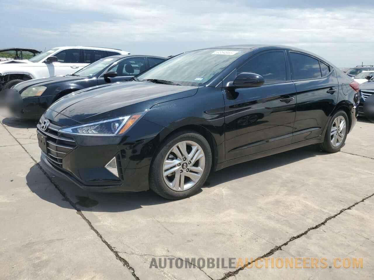 KMHD84LF4KU787785 HYUNDAI ELANTRA 2019