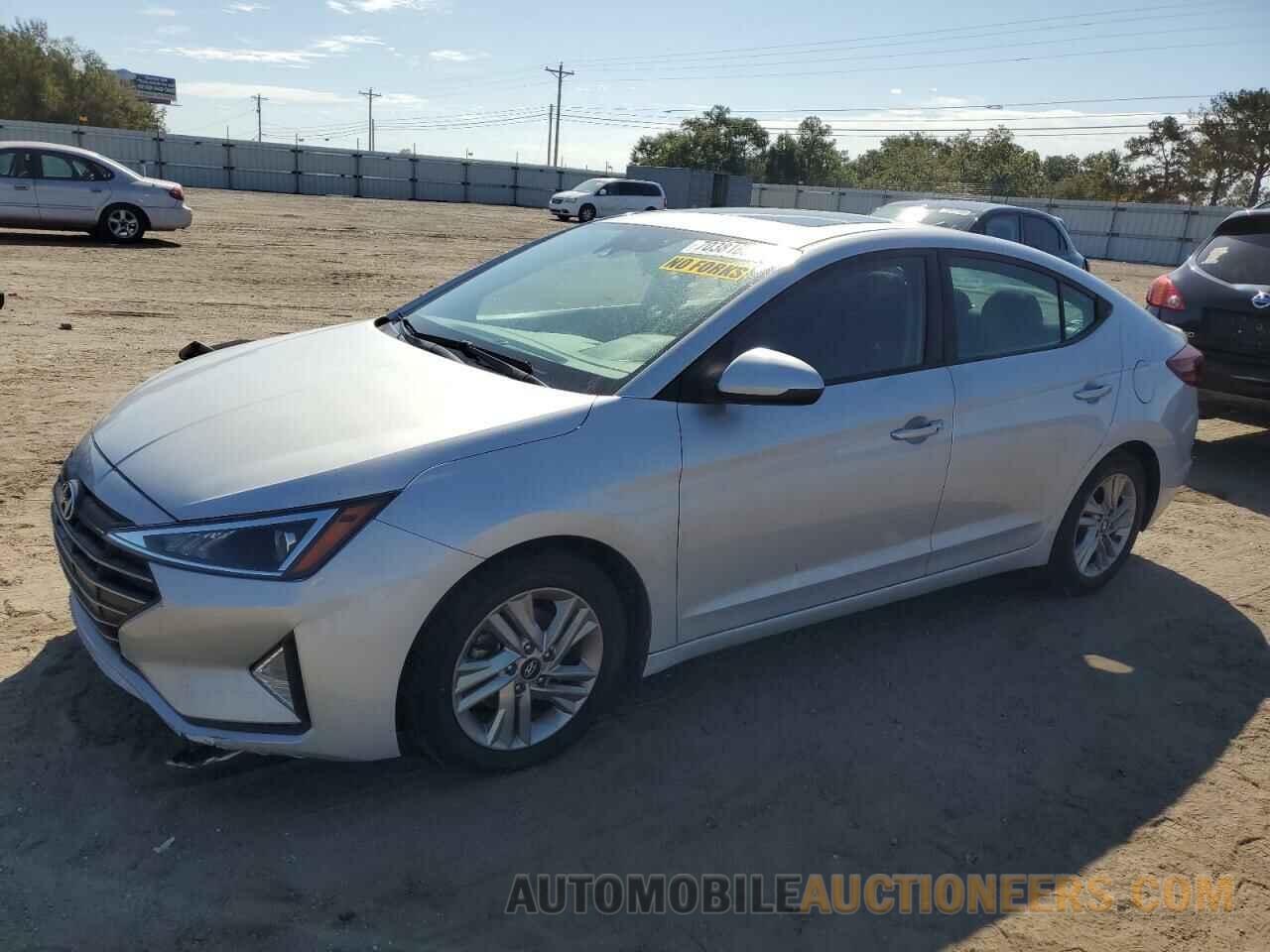 KMHD84LF4KU839996 HYUNDAI ELANTRA 2019