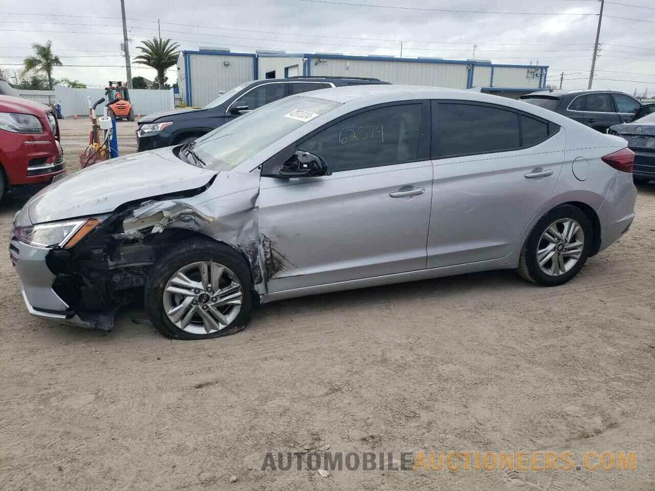 KMHD84LF6LU044613 HYUNDAI ELANTRA 2020