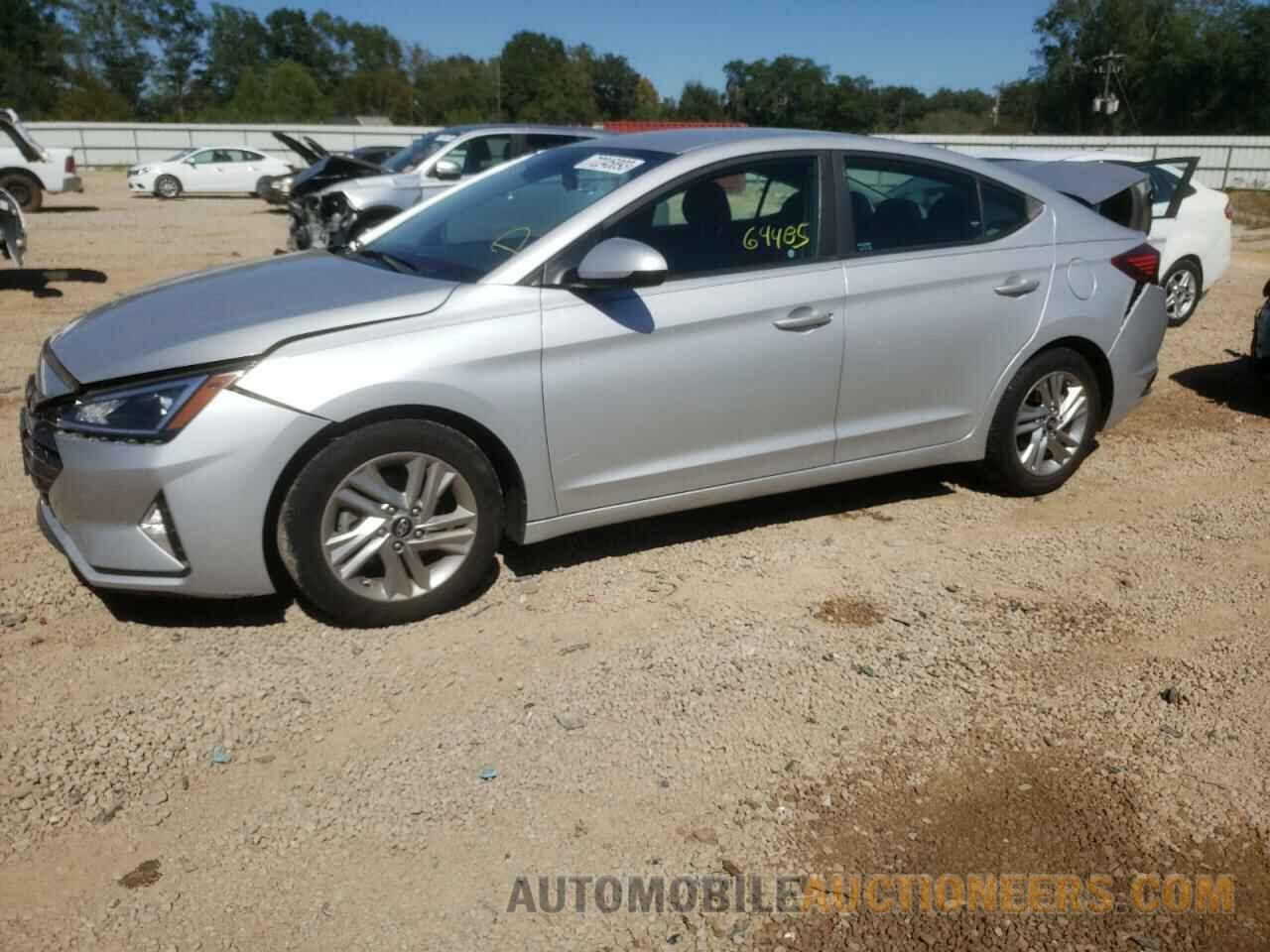 KMHD84LF8KU765546 HYUNDAI ELANTRA 2019